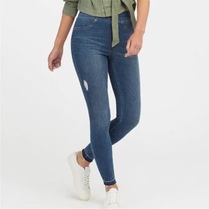 SPANX Distressed Pull On Ankle Skinny Jeans (20203) Medium Wash ~Medium ~EUC